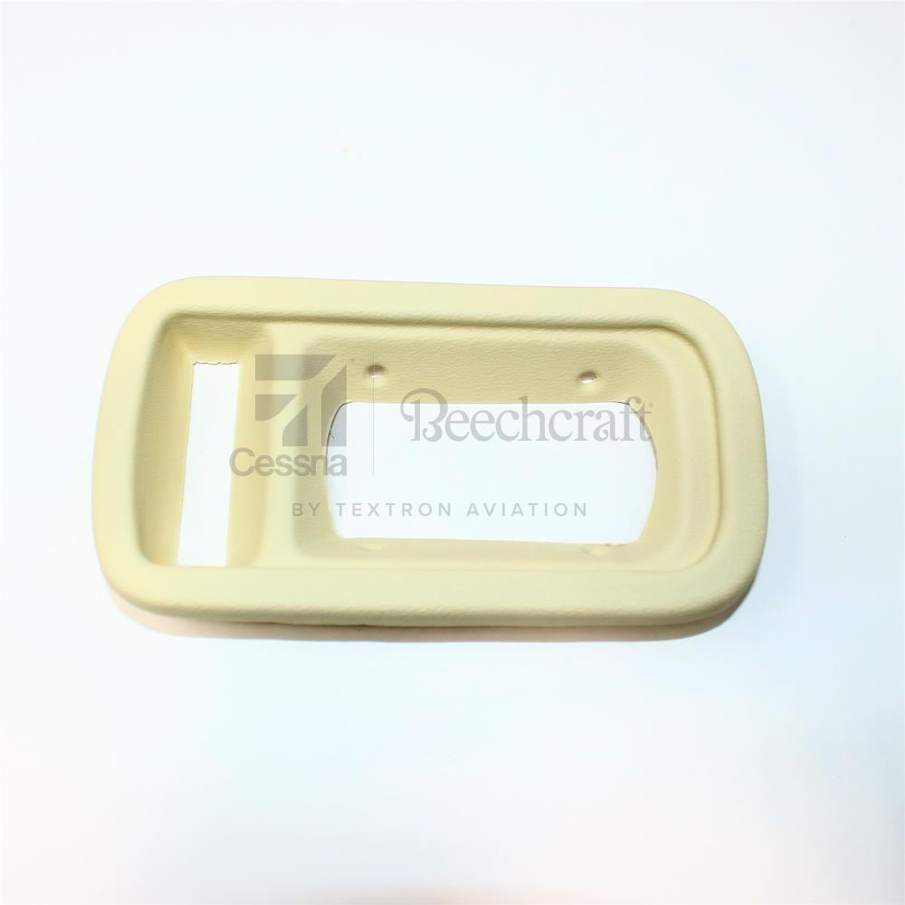 0715068-2 Cessna ESCUTCHEON R.H.