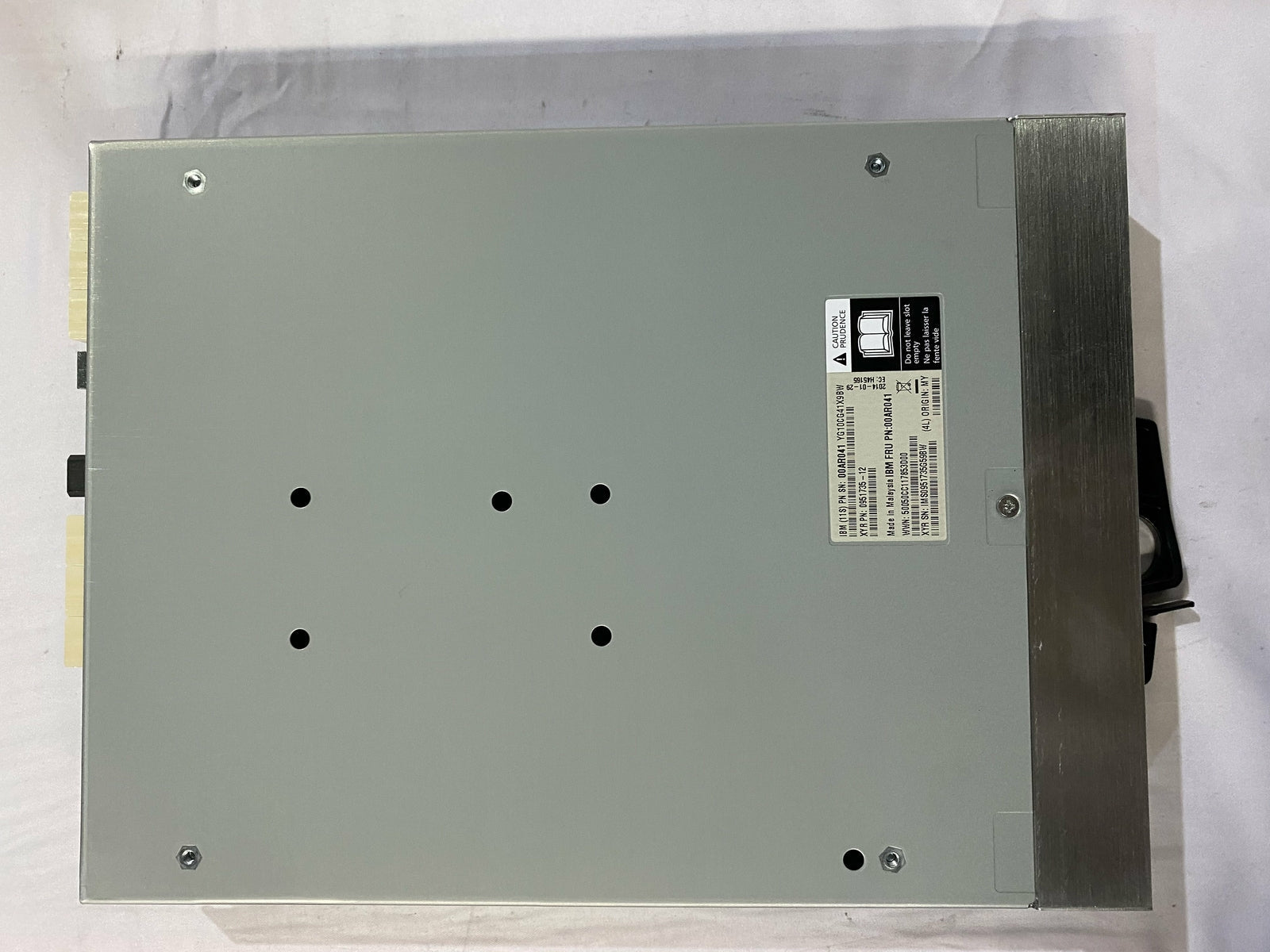IBM 00AR041 V7000 Expansion Canister - Rear View | Alo Tech Solutions