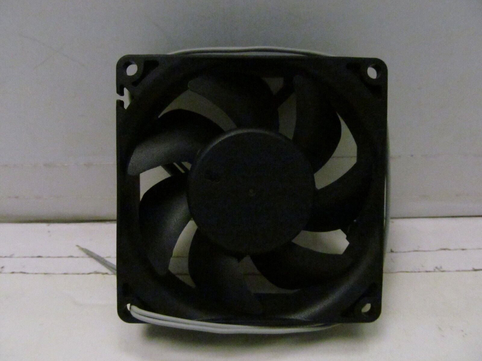 Sunon MA2082-HVL GN 220-240V 50/60Hz 4.3/4.4W