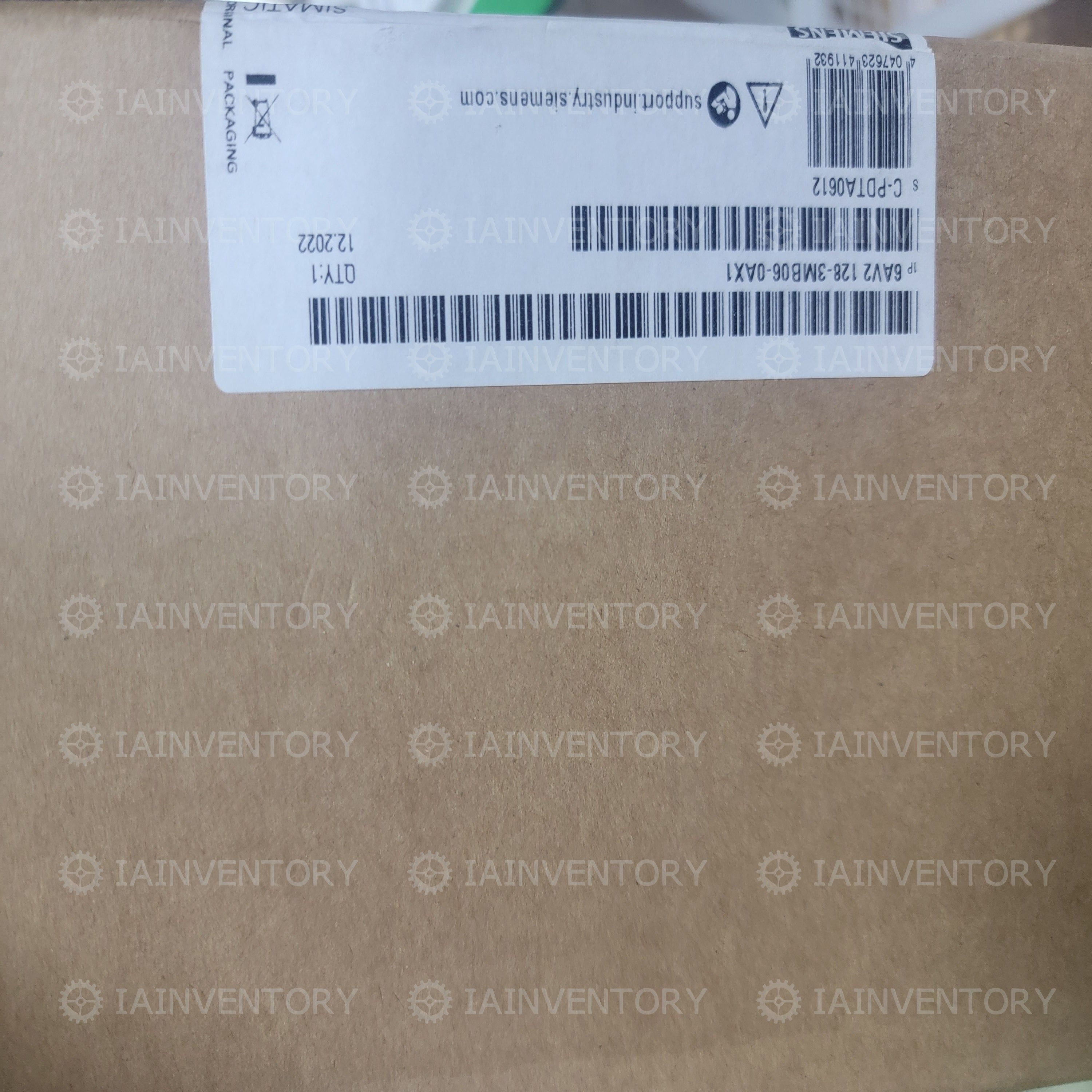 Siemens 6AV2128-3MB06-0AX1 Simatic Unified MTP1200 HMI Panel?6AV21283MB060AX1