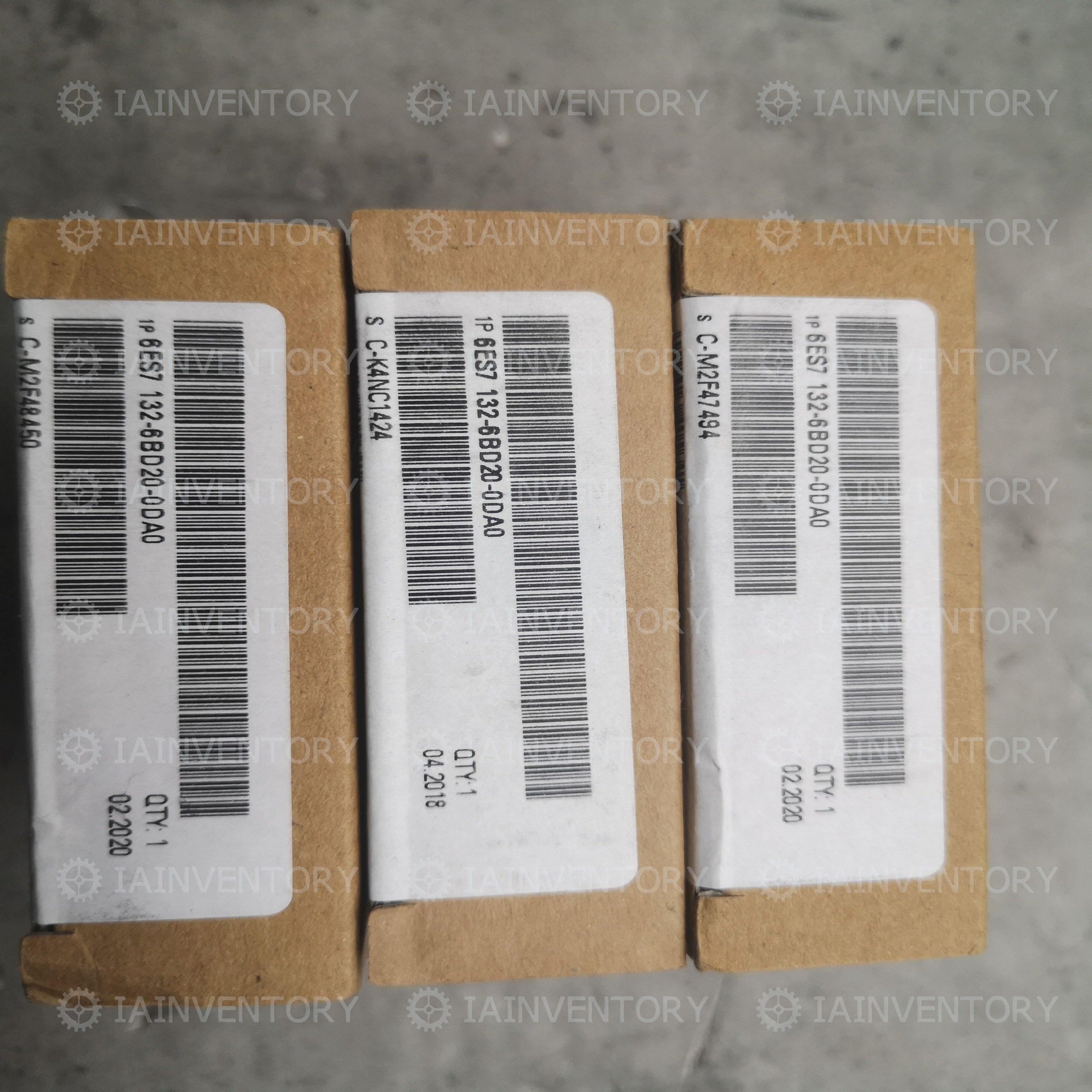 Siemens 6ES7132-6BD20-0DA0 SIMATIC Output Module 6ES7 132-6BD20-0DA0