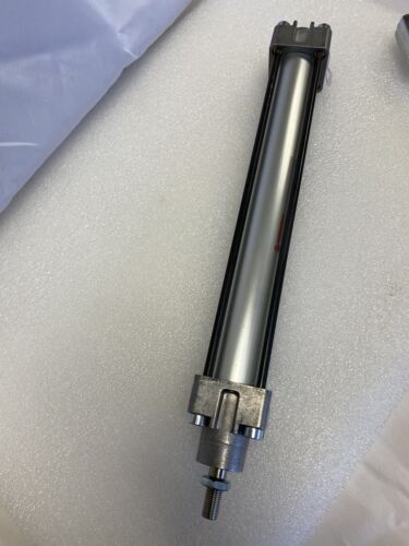Norgren DA/8032/X1/220 Pneumatic Cylinder - Label | Alo Tech Solutions