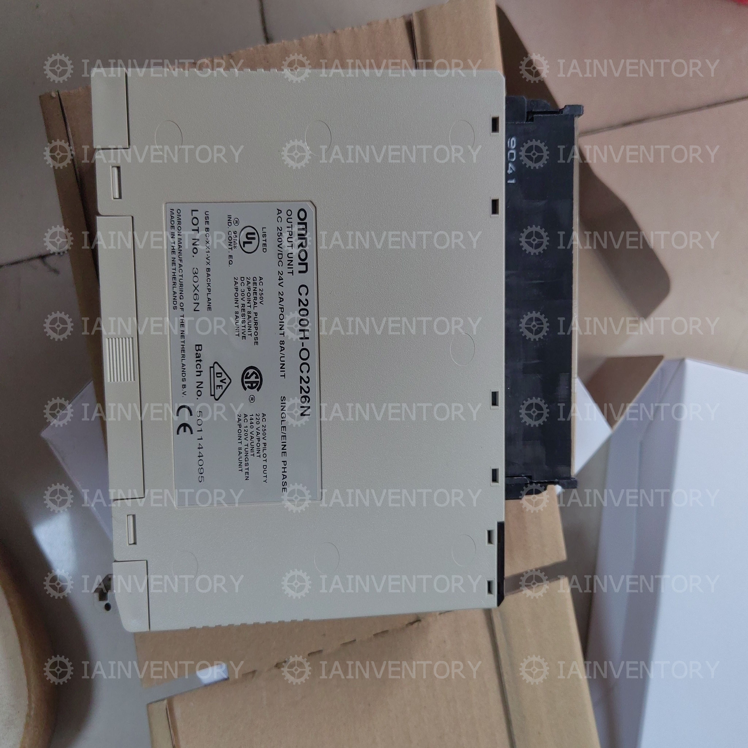 Omron PLC programmable controller C200H-OC226N