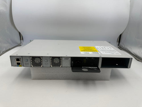 Cisco C9200L-48T-4X-E Catalyst 9200L 48-port 4x10G Uplink, Network Essentials