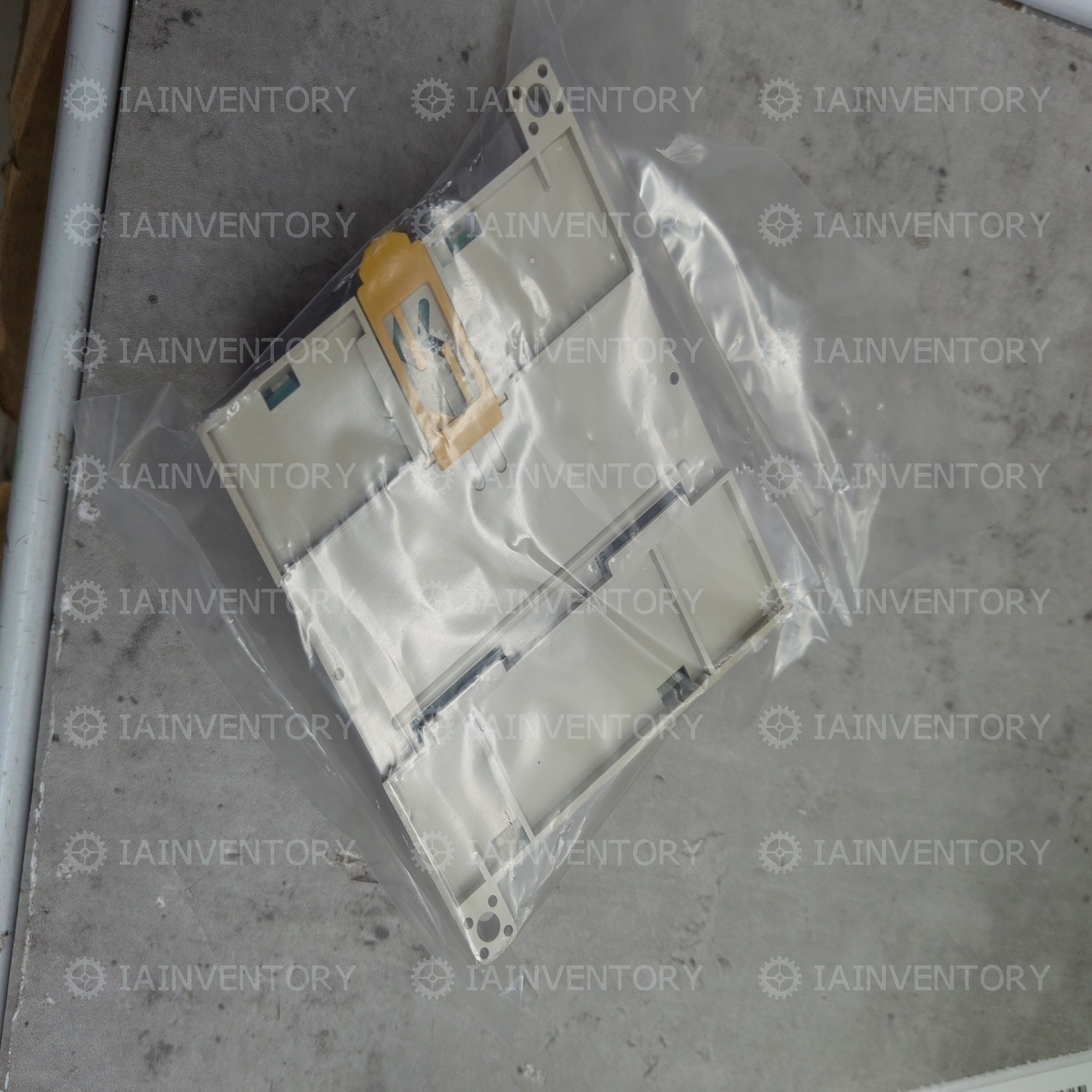 Omron CPM1A-20CDT-D-V1 CPM1A20CDTDV1 PLC