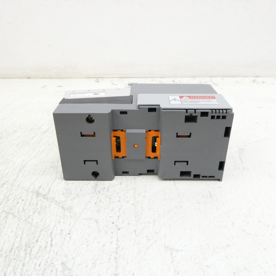 ALLEN BRADLEY 1734D-IB8XOW8 SER. A F/W 1.001 24VDC REV. A01 NSMP