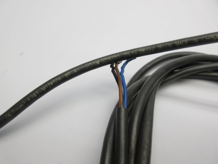 OMRON E2A3-M12KS06-WP-B1 UNMP