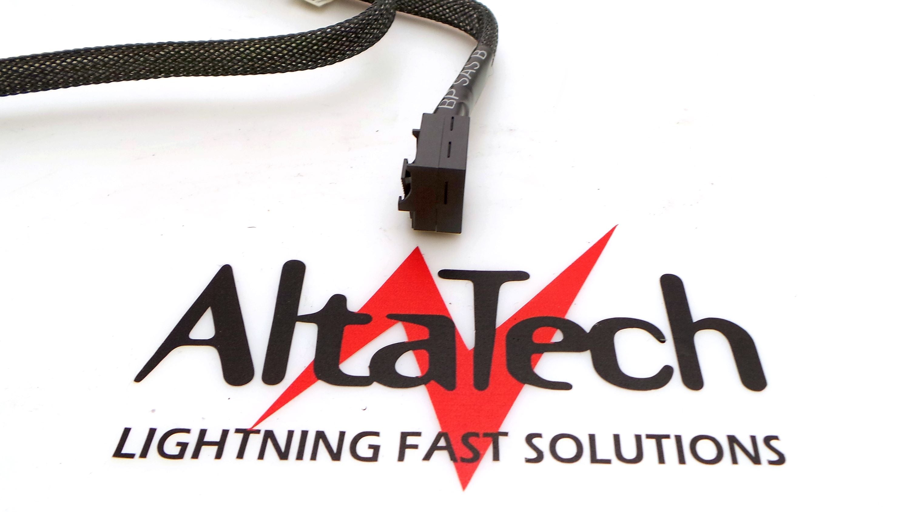 Dell 01N2WK SAS SFF8643 to SAS-A/B Cable