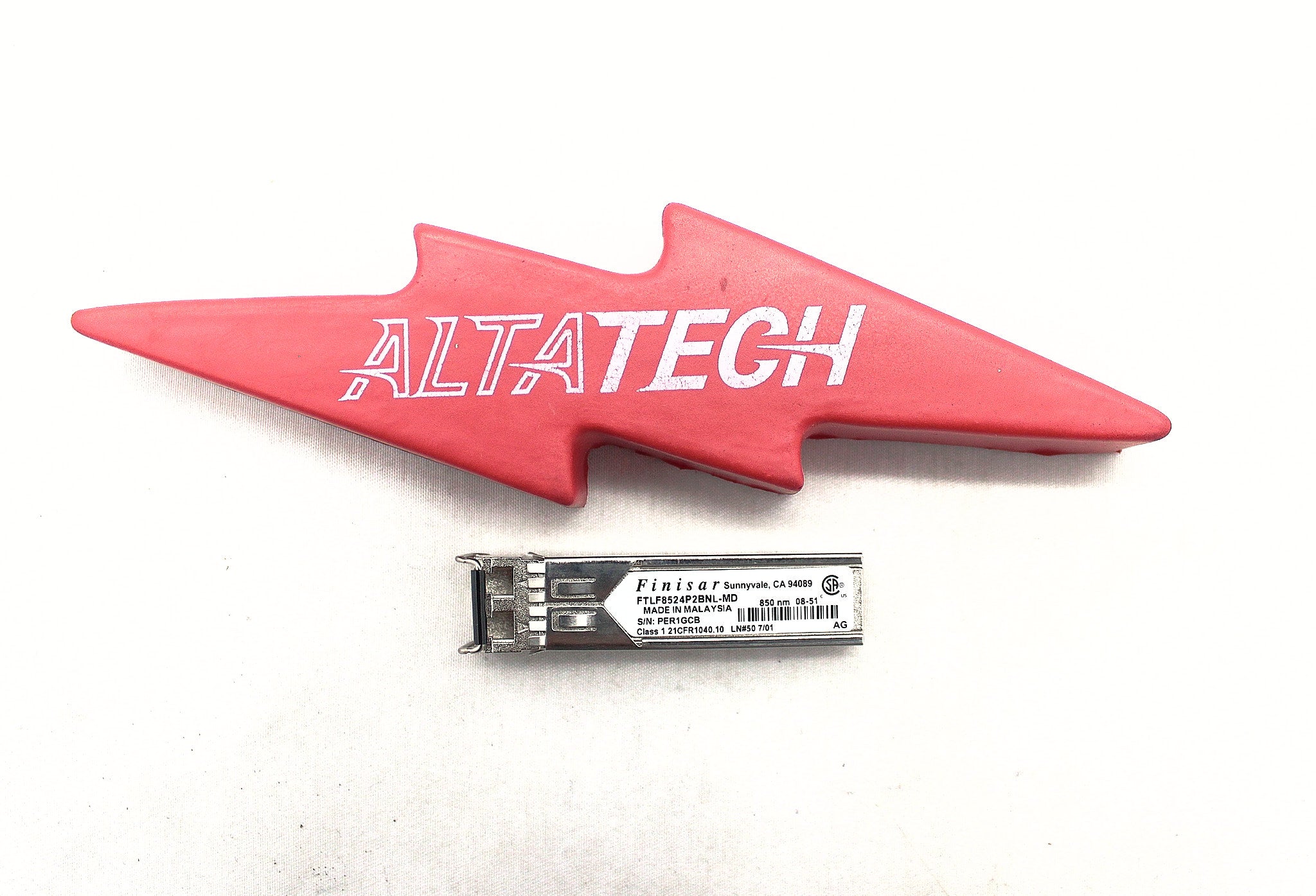 Dell FTLF8524P2BNL-MD 4GB SFP Transceiver Finisar
