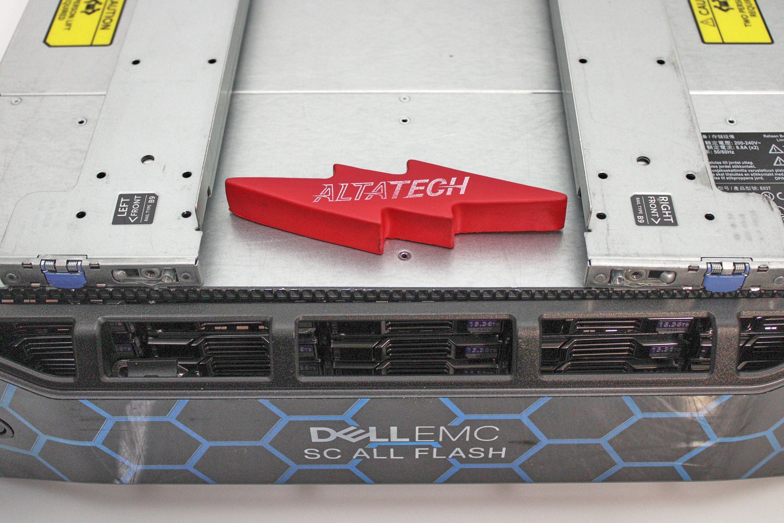 Dell SC5020F COMPELLENT SC5020F 15x15.36TB STORAGE