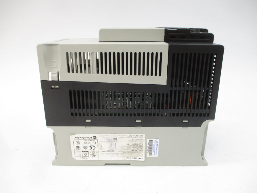 ALLEN BRADLEY 25B-D017N114 SER. A F/W 5.001 380-480VAC 17.0A NSNP
