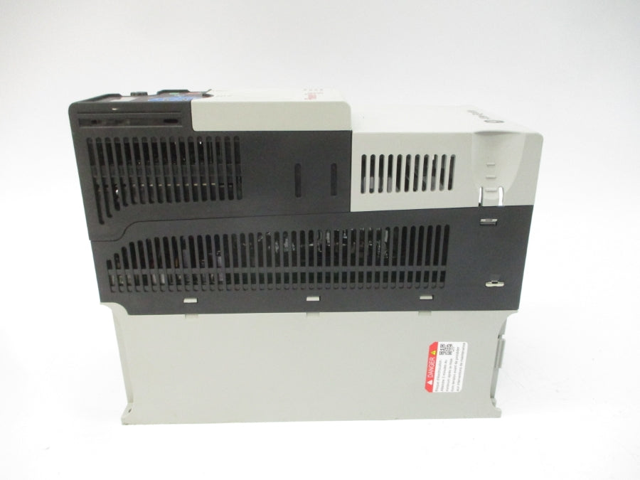 ALLEN BRADLEY 25B-D030N104 SER. A F/W 5.001 380-480VAC 24.0A NSNP