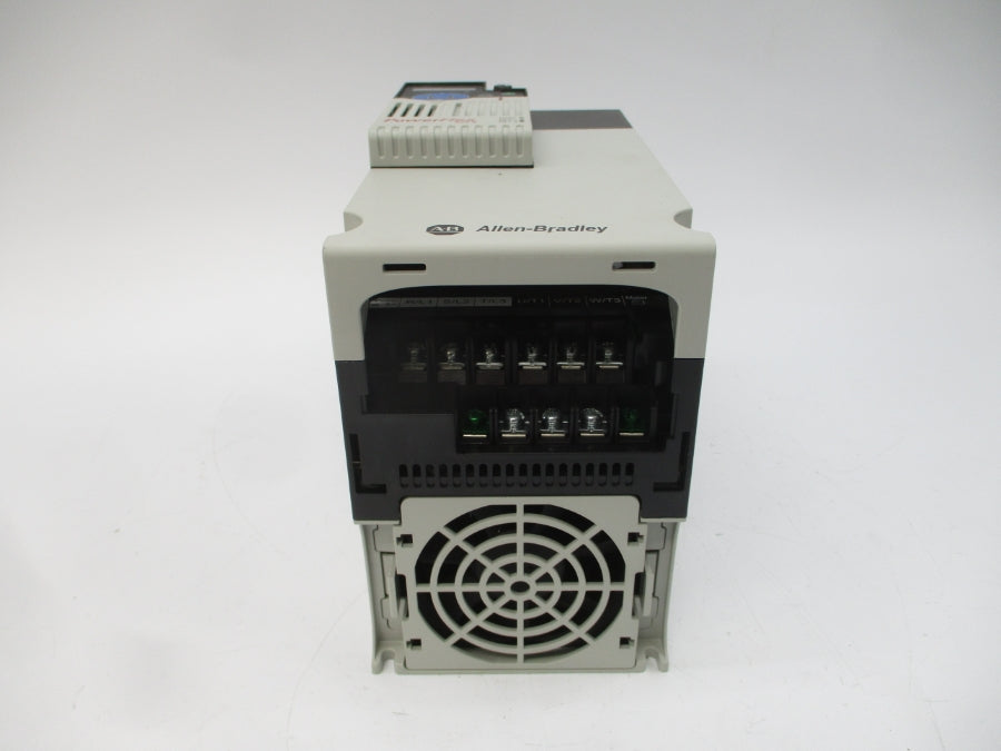 ALLEN BRADLEY 25B-D030N104 SER. A F/W 5.001 380-480VAC 24.0A NSNP