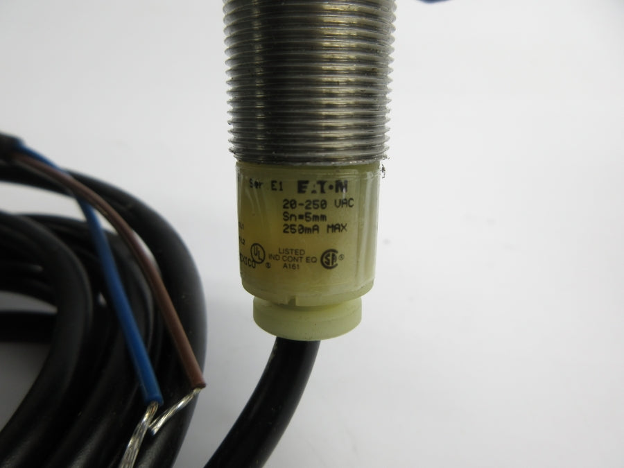 CUTLER HAMMER E57LBL18A2 SER. E1 20-250VAC NSNP