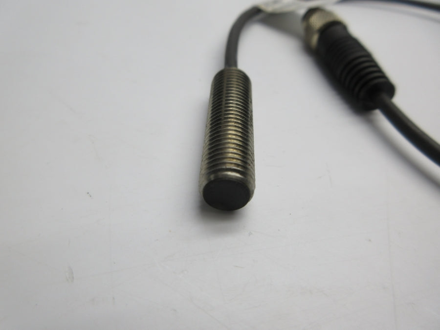 BALLUFF BES516-324-G-E4-C-S49-00.3 BES00P4 NSNP