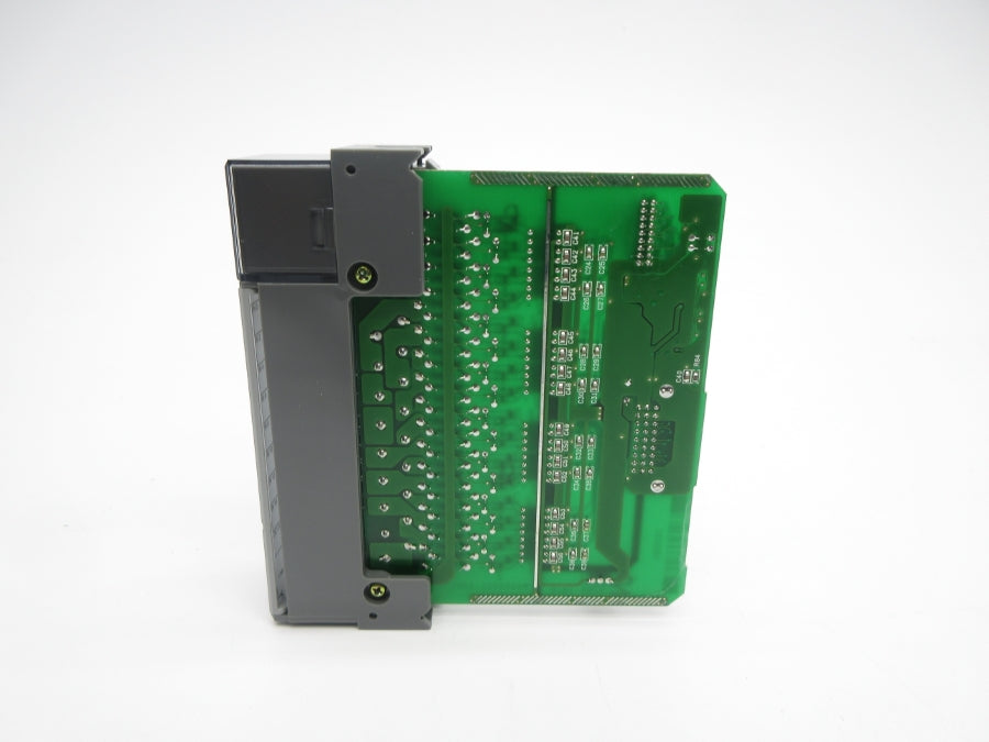 ALLEN BRADLEY 1746-IB16 SER. C 10-30VDC NSMP