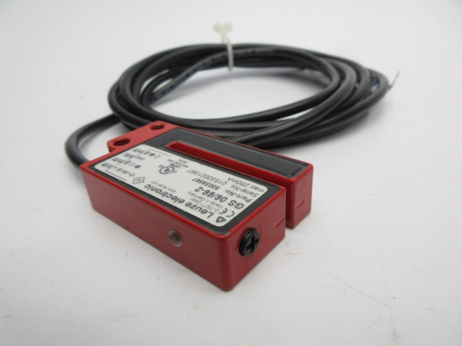 LEUZE ELECTRONIC GS06/66-2 50039567 10-30VDC NSNP