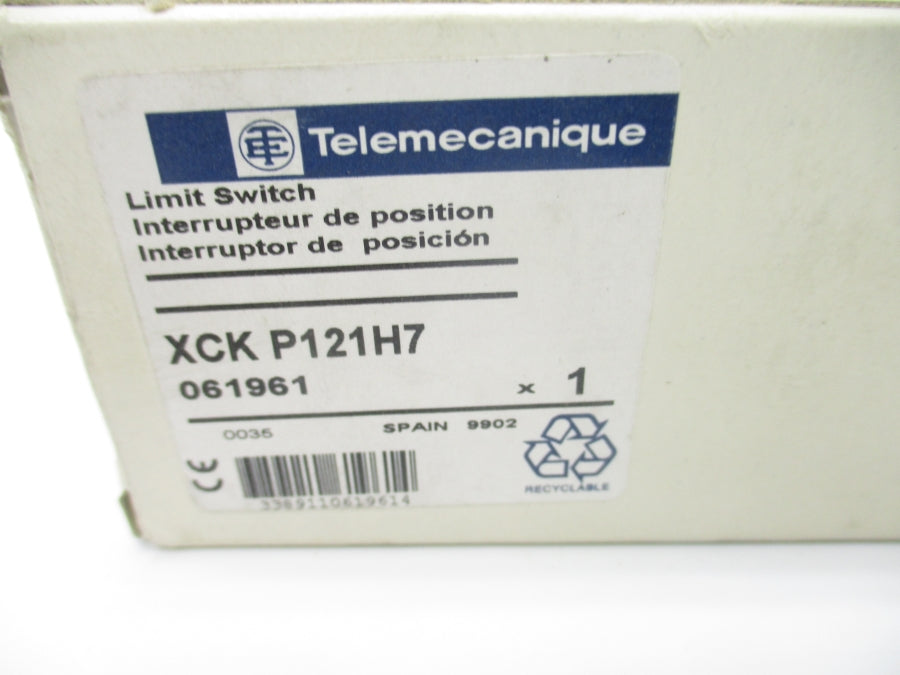 TELEMECANIQUE XCKP121H7 240V 3A NSMP