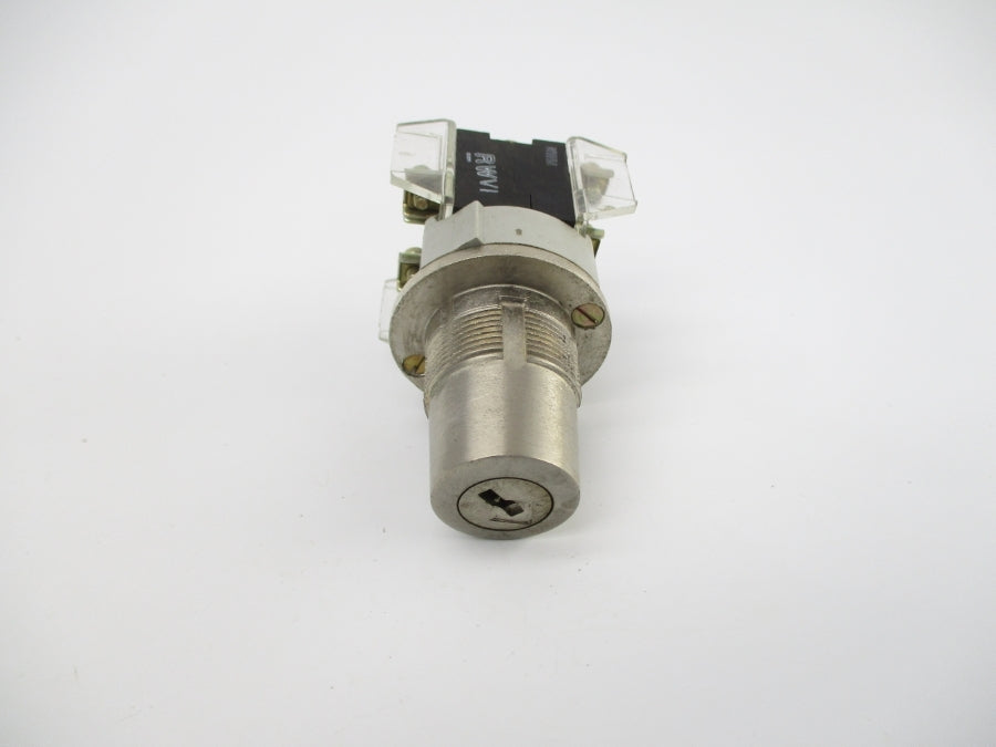 ALLEN BRADLEY 800T-H48 SER. T (NO KEY) NSNP