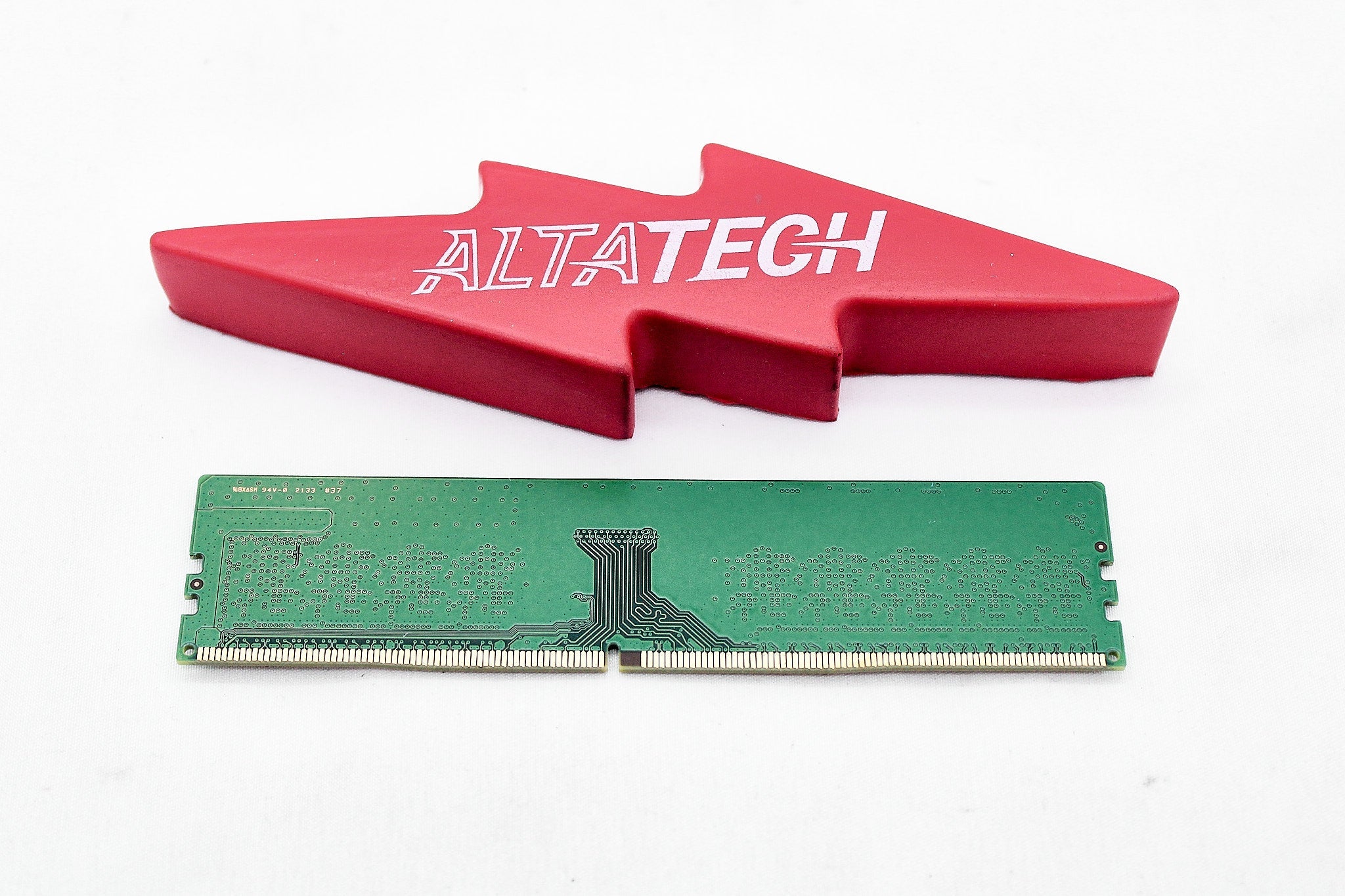 Lenovo 01KR359 8GB PC4-2666E 1RX8 DIMM