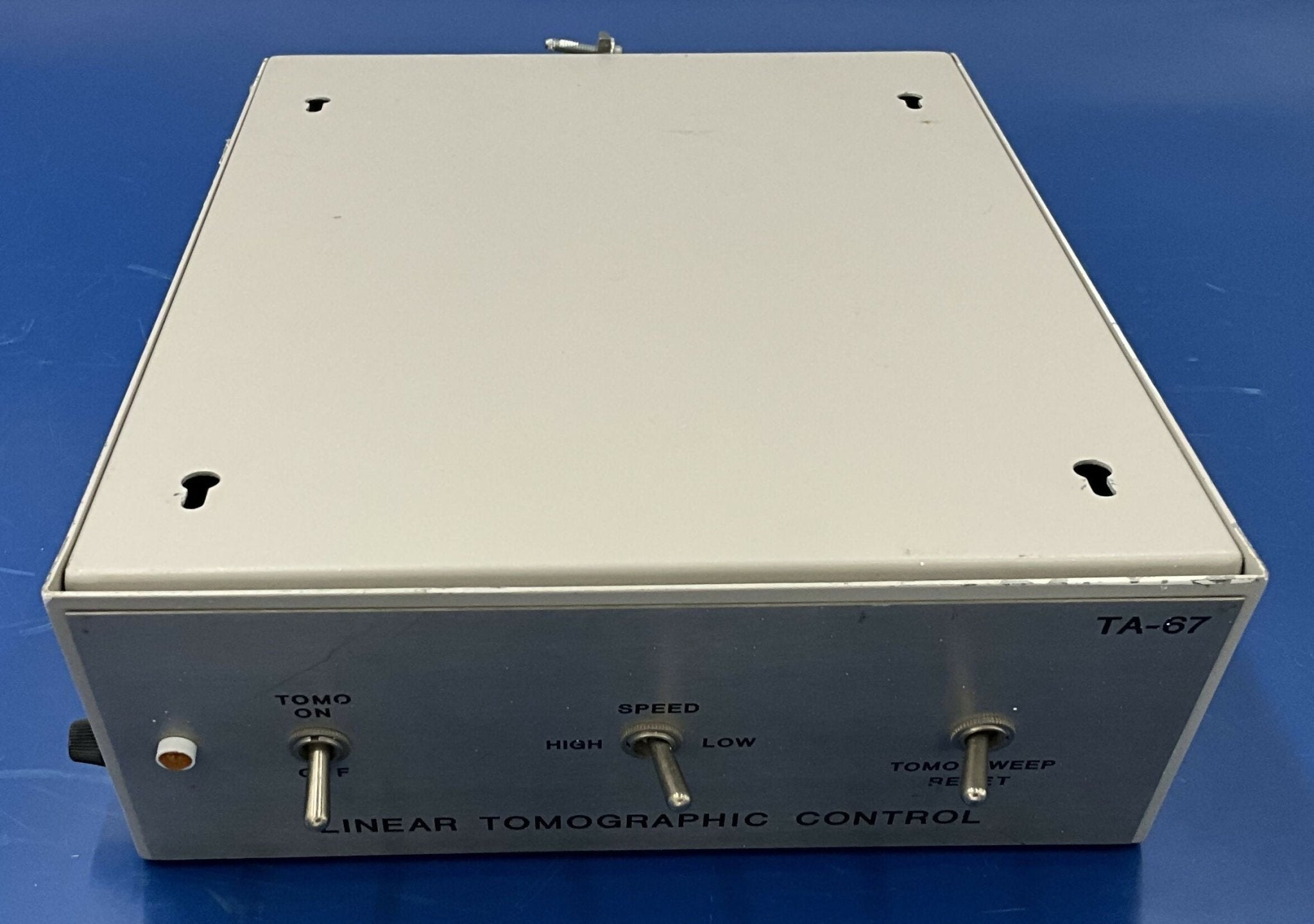 LINEAR TOMOGRAPHIC CONTROL (TA-67) FISCHER