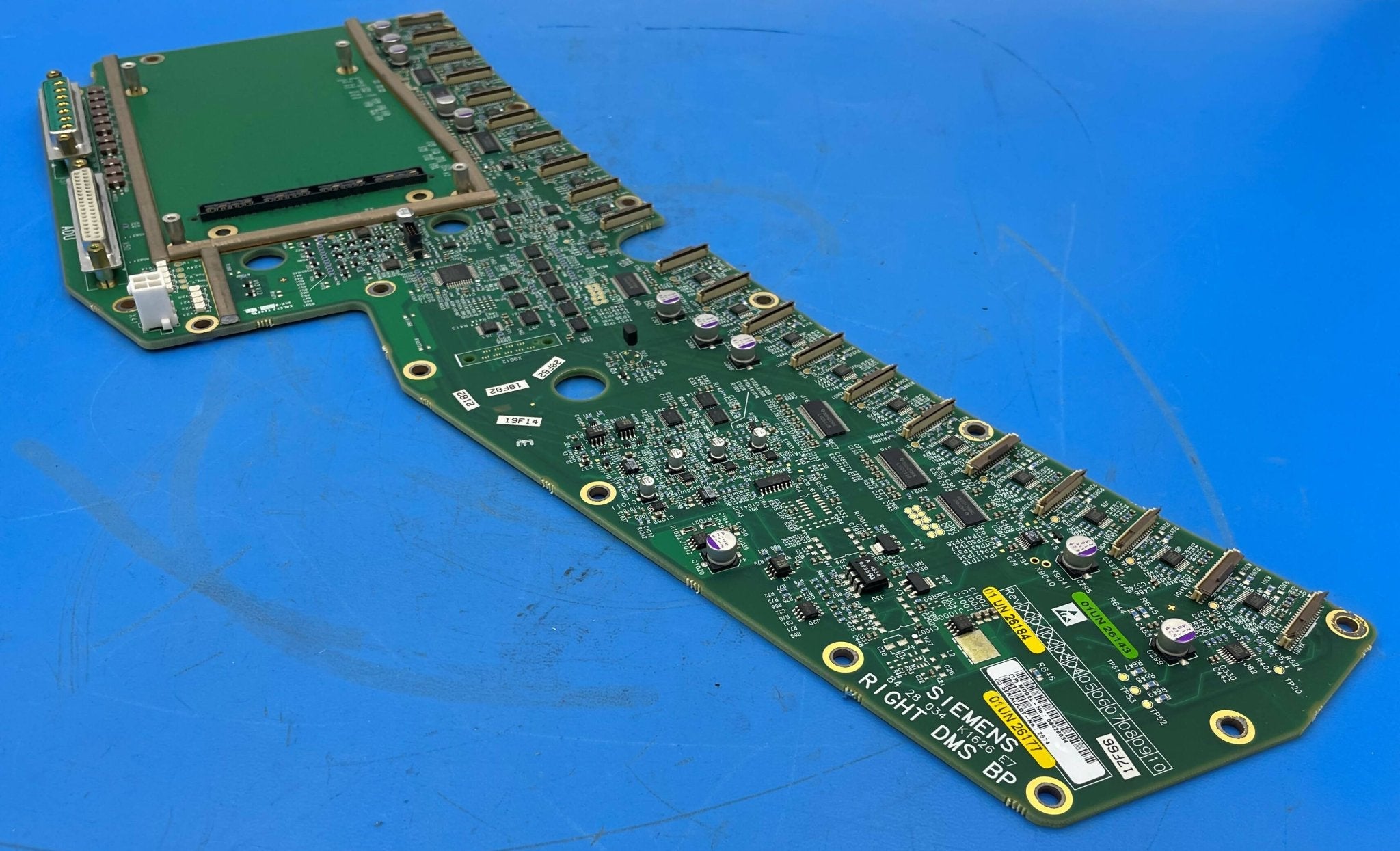 RIGHT BACKPLANE P30F/L D582 (08428034/8428034 SIEMENS