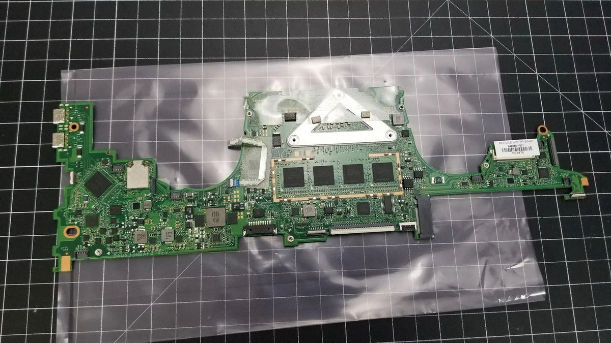 HP Spectre X360 13-AE i5-8250U 1.6GHz Motherboard 8GB DA0X33MBAF0 941882-601