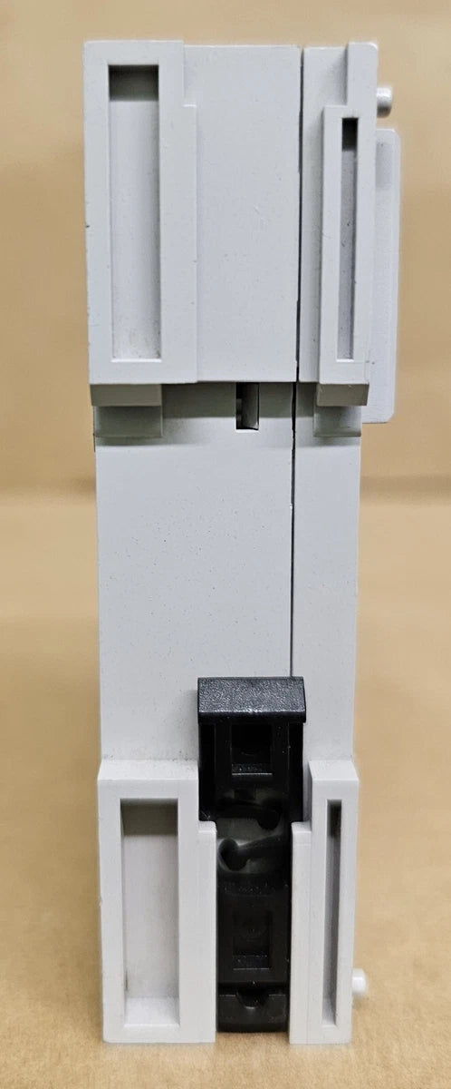 IDEC FC4A-N08B1 24VDC MODULE|296601462705