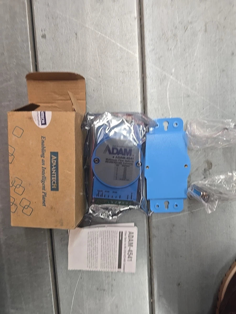 ADAM-4541-C FIBER OPTIC TO RS-232/422/485 CONVERTER