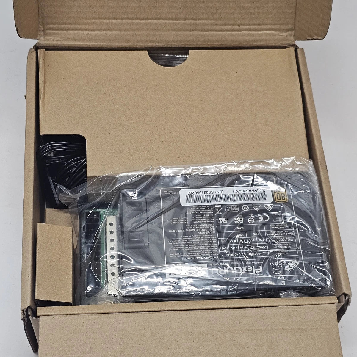 FSP Mini ITX Solution/Flex ATX 300W Fully Modular Flex Guru 300W (FSP300-57FCB