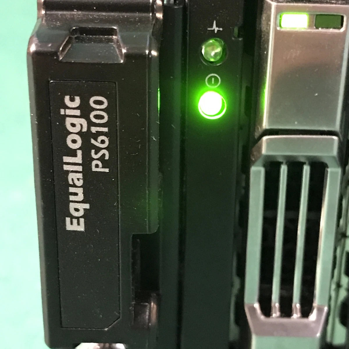 Dell EqualLogic PS6100 24x 1.2TB 10K HDD 2x H700E E09M E09M001|336297405070