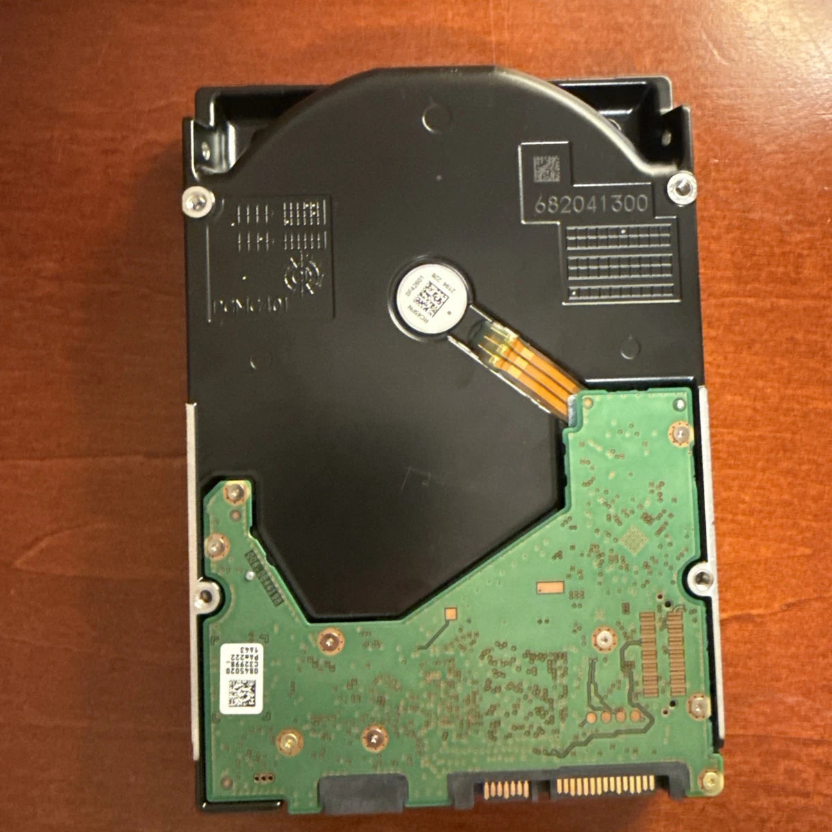 WD Ultrastar DC WUH721816ALE6L4 HC550 16TB SATA 3.5" 512e Enterprise Hard Drive|267500450237