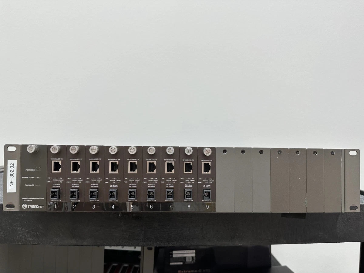TRENDnet : LOT : 4 TFC-1600 frames : 15 x 10/100 FIBER modules : Gigabit Switch