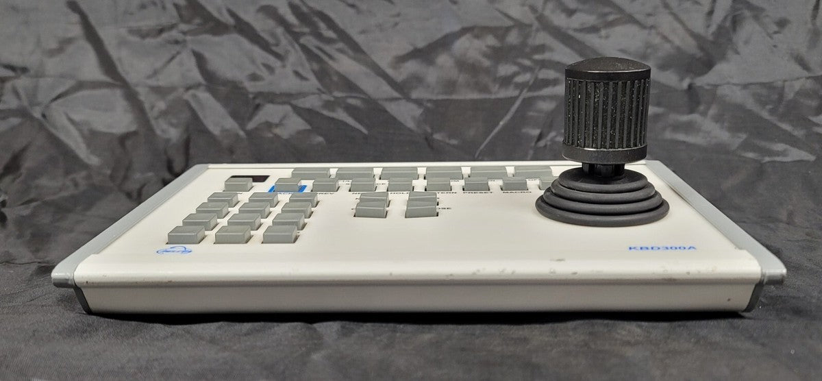 PELCO KBD300A 1.5W 12V 50/60HZ UNIVERSAL INDUSTRIAL JOYSTICK KEYBOARD CONTROLLER