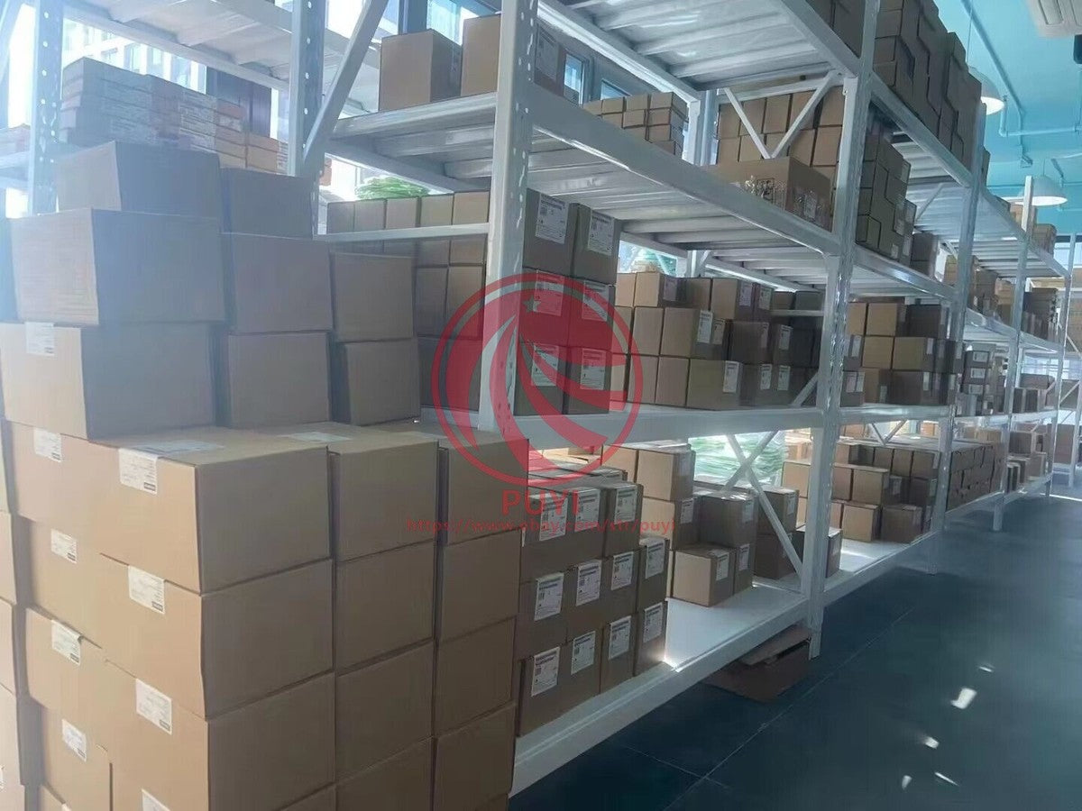 IDEC FC4A-T08S1 24VDC 20mA ,5VDC 10mA .NEW IN BOX|397220830116