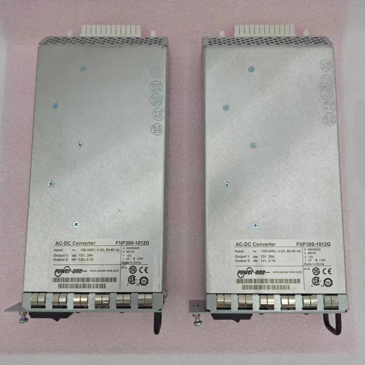 Power-One FNP 300 FNP300-1012G, Power Supply AC-DC Converter 100-240V, 4-2A