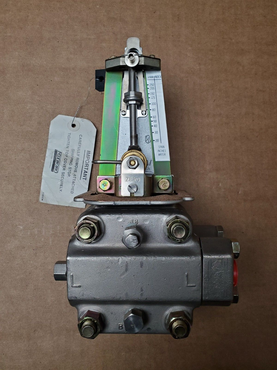 Foxboro 13A4-MM2 (Monel) Differential Pressure Transmitter|335642435316