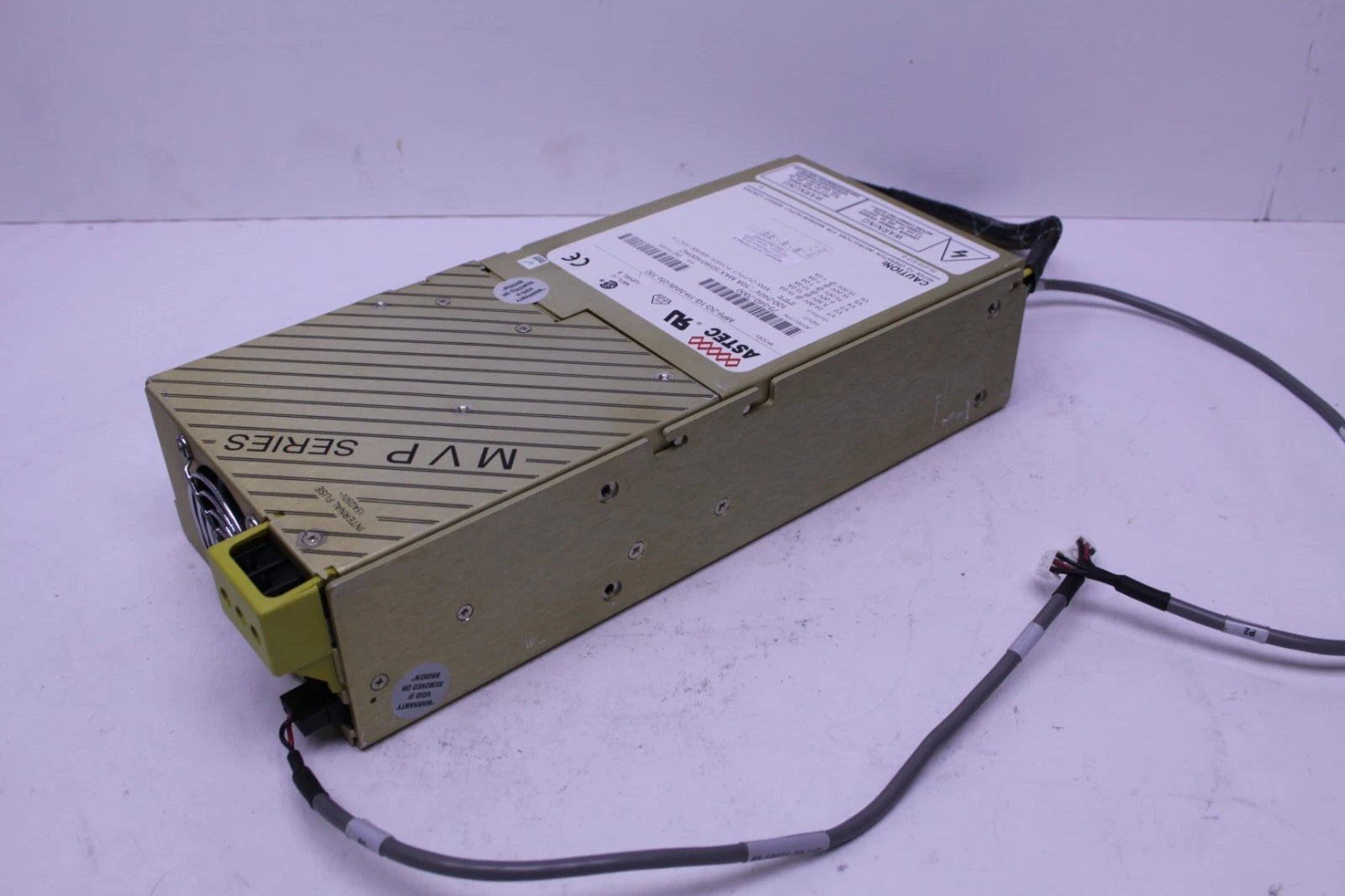 Astec MVP Series MP6-2Q-1G-1H-NNN-0N-700 Modular Switching Power Supply 6 Output
