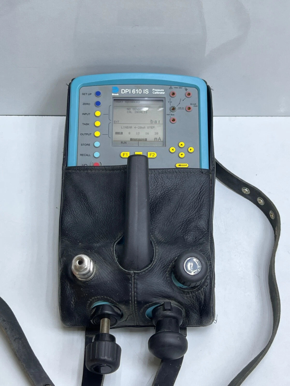 DRUCK DPI 610 IS PRESSURE CALIBRATOR 300 PSI G|286247449775