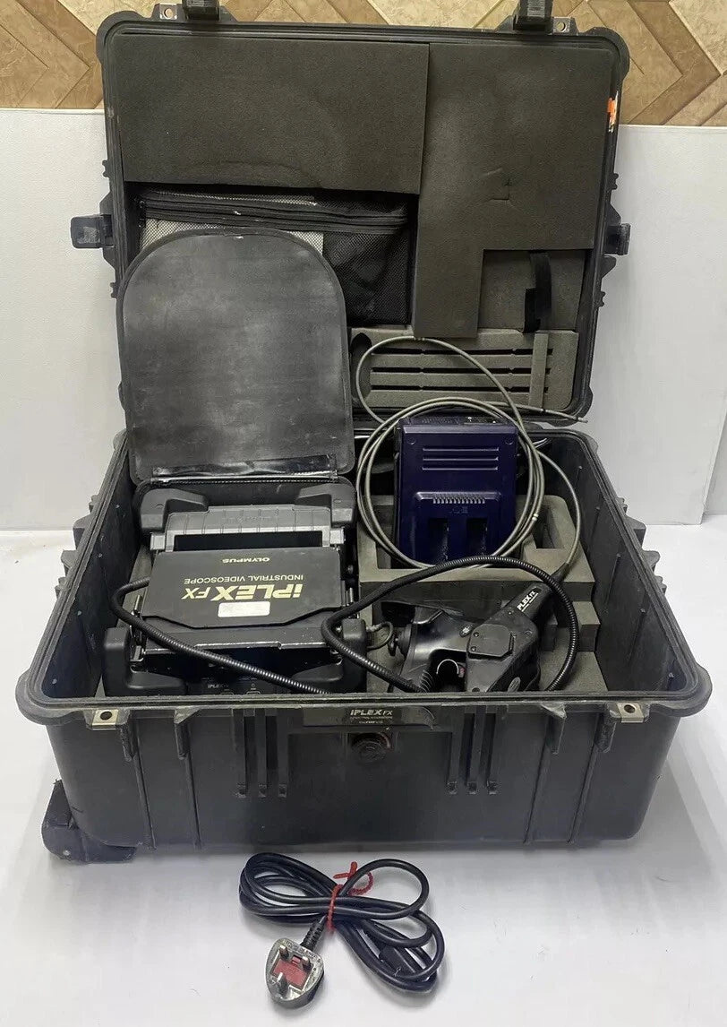 OLYMPUS IPLEX FX industrial videoscope SYSTEM Model IV8635P PAL with Case