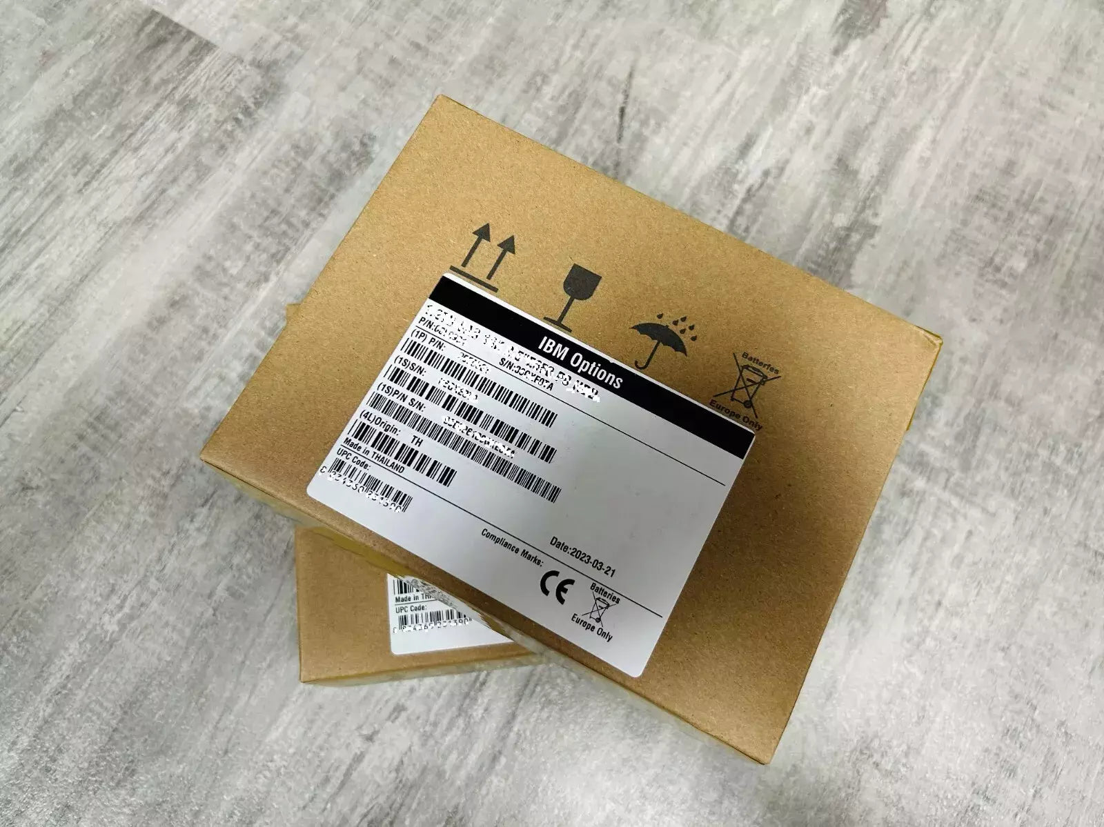 IBM 00RX927 1.8TB 00MN526 10K 12Gb/s 2.5IN SAS V3700 HARD DRIVE