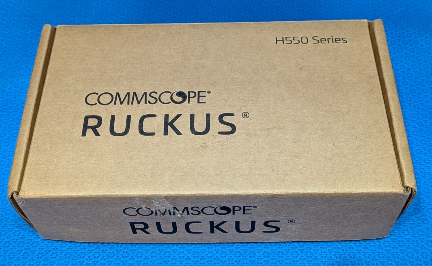 Ruckus H550 Wi-Fi 6 Wall-Mount Access Point 901-H550-US00 Indoor White