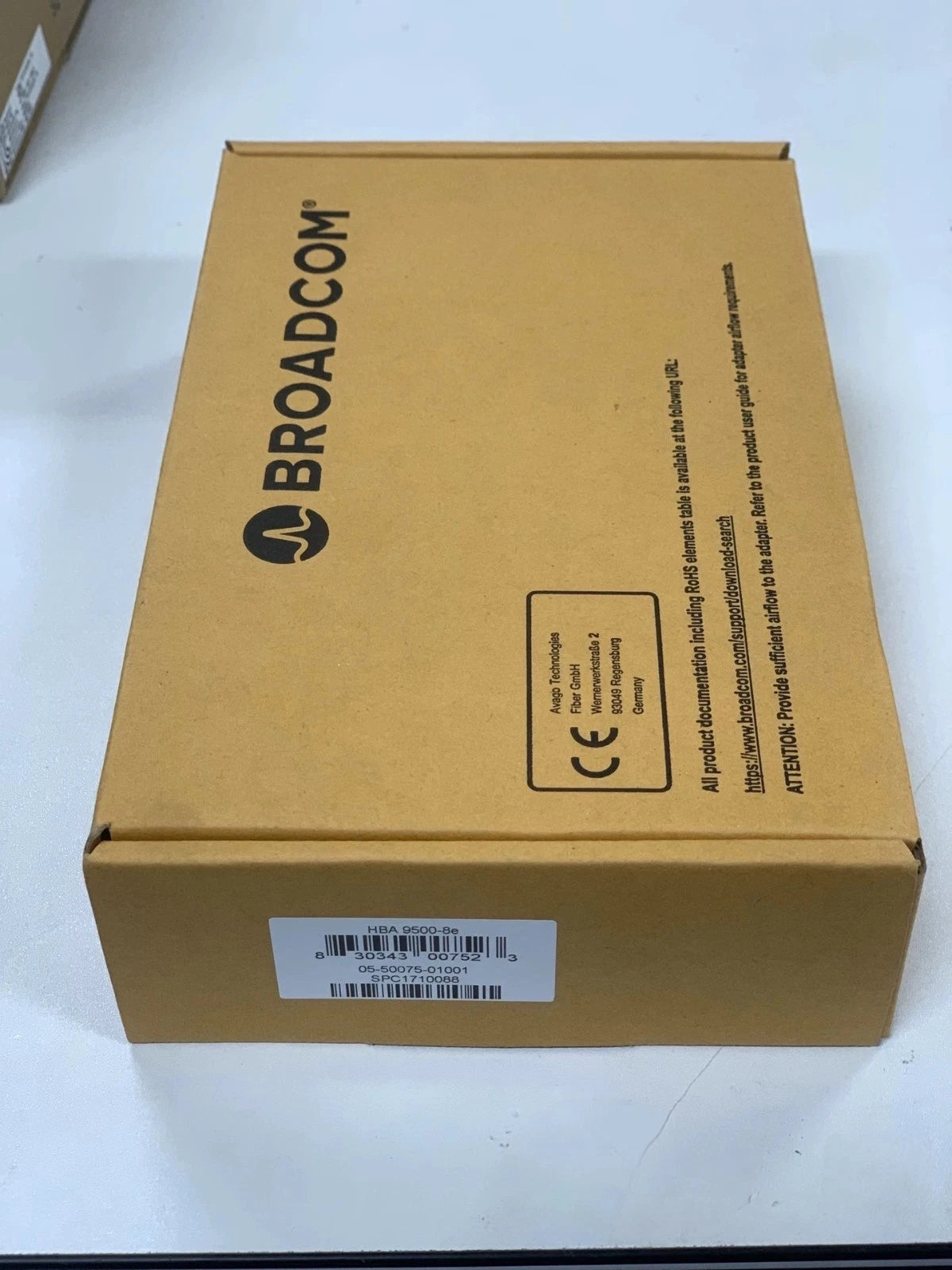 Broadcom HBA 9500-8e Tri-Mode Storage Adapter 05-50075-01 NEW