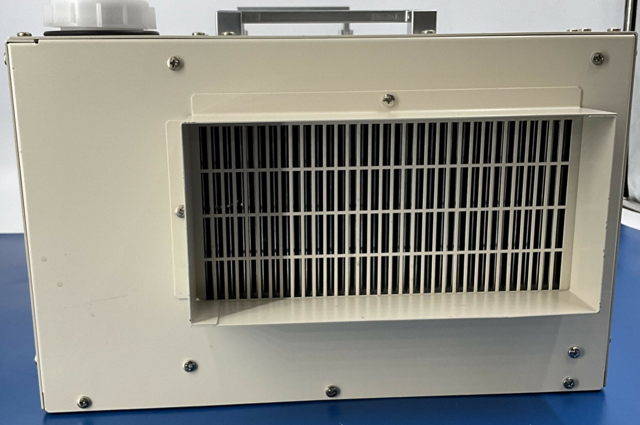 Solid State Recirculating Chiller (2210405-16/T252P-6/2375089-2/221405-10 GE