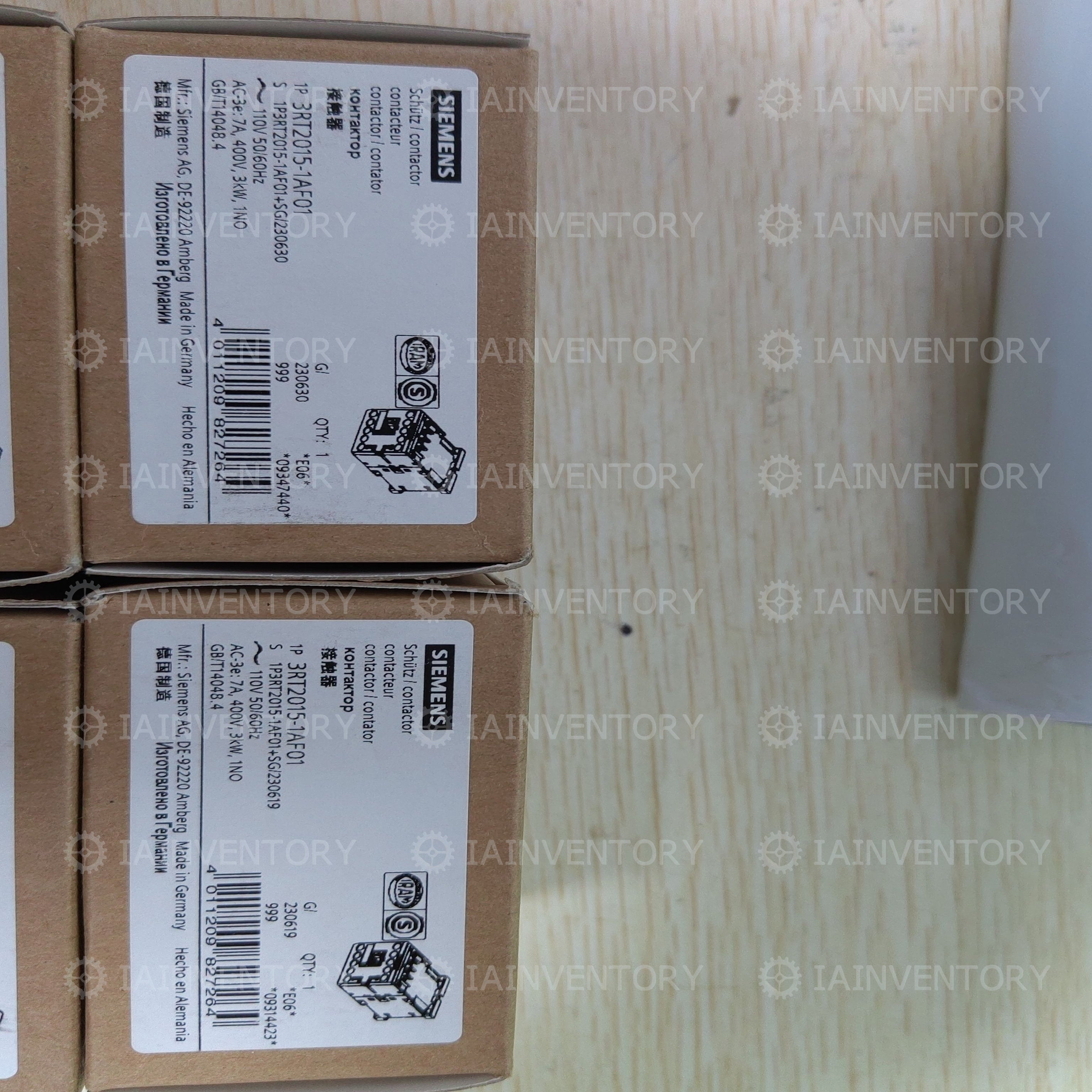 SIEMENS 3RT2015-1AF01 3-pole Contactor w/ 110 VAC Coil -