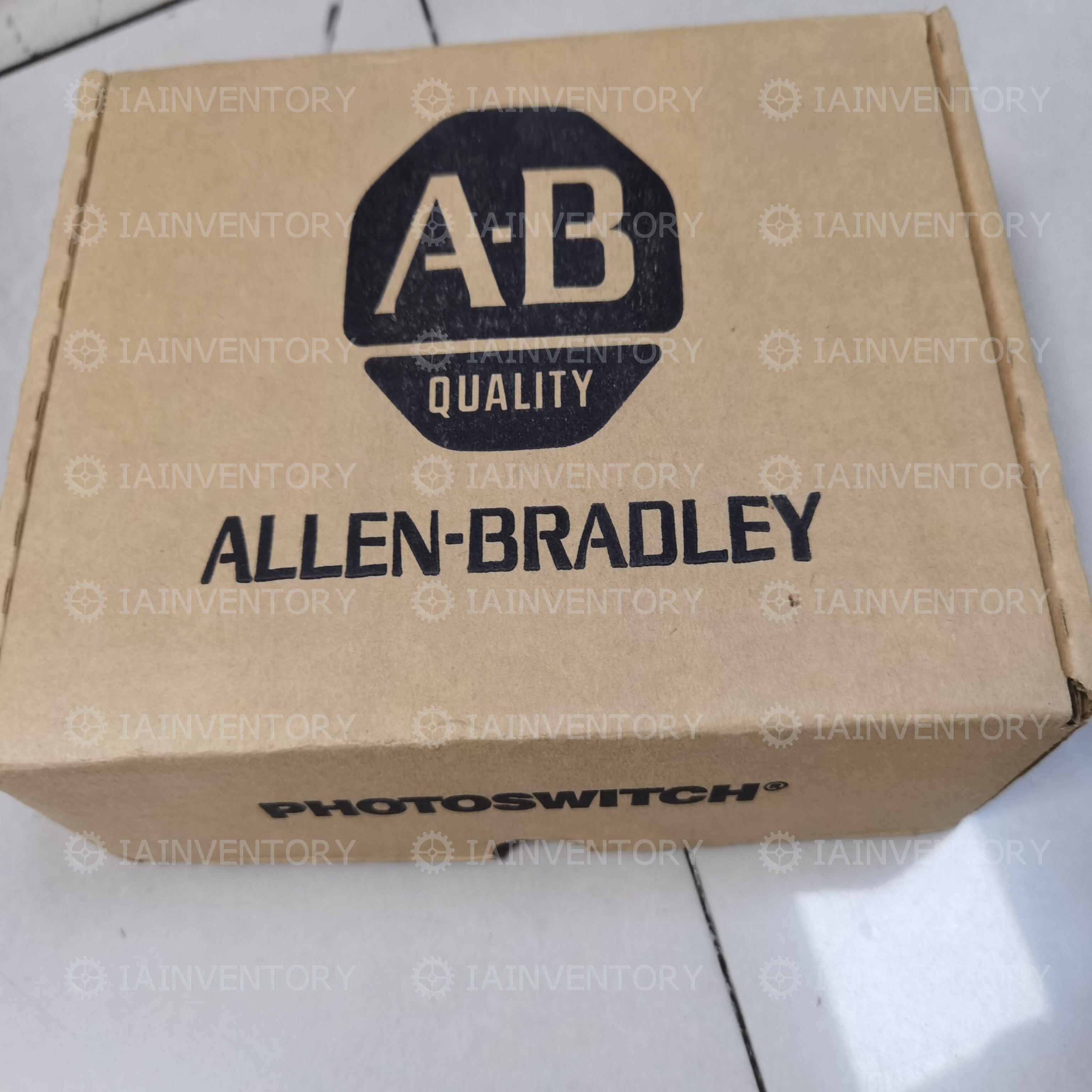 AB 42CRC-4001 Color? Control 10-30 VDC