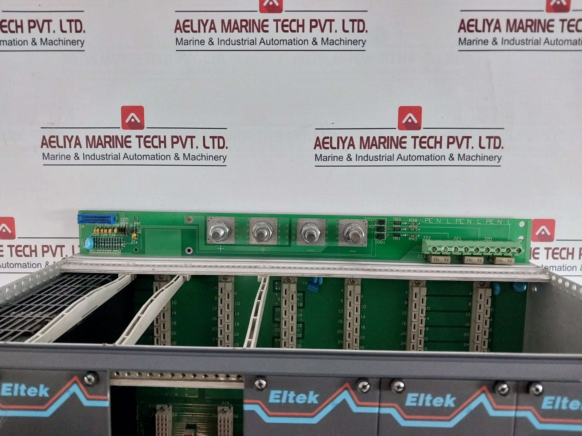 Eltek Smps 700Si Power Supply 241113.020 24V/27A 230Vac/24Vdc/28A 55-65Hz