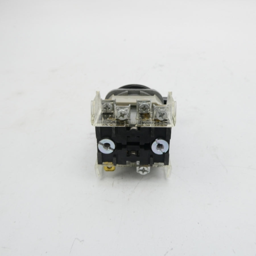 ALLEN BRADLEY 800T-JE17KE7B SER. T (WH) NSMP
