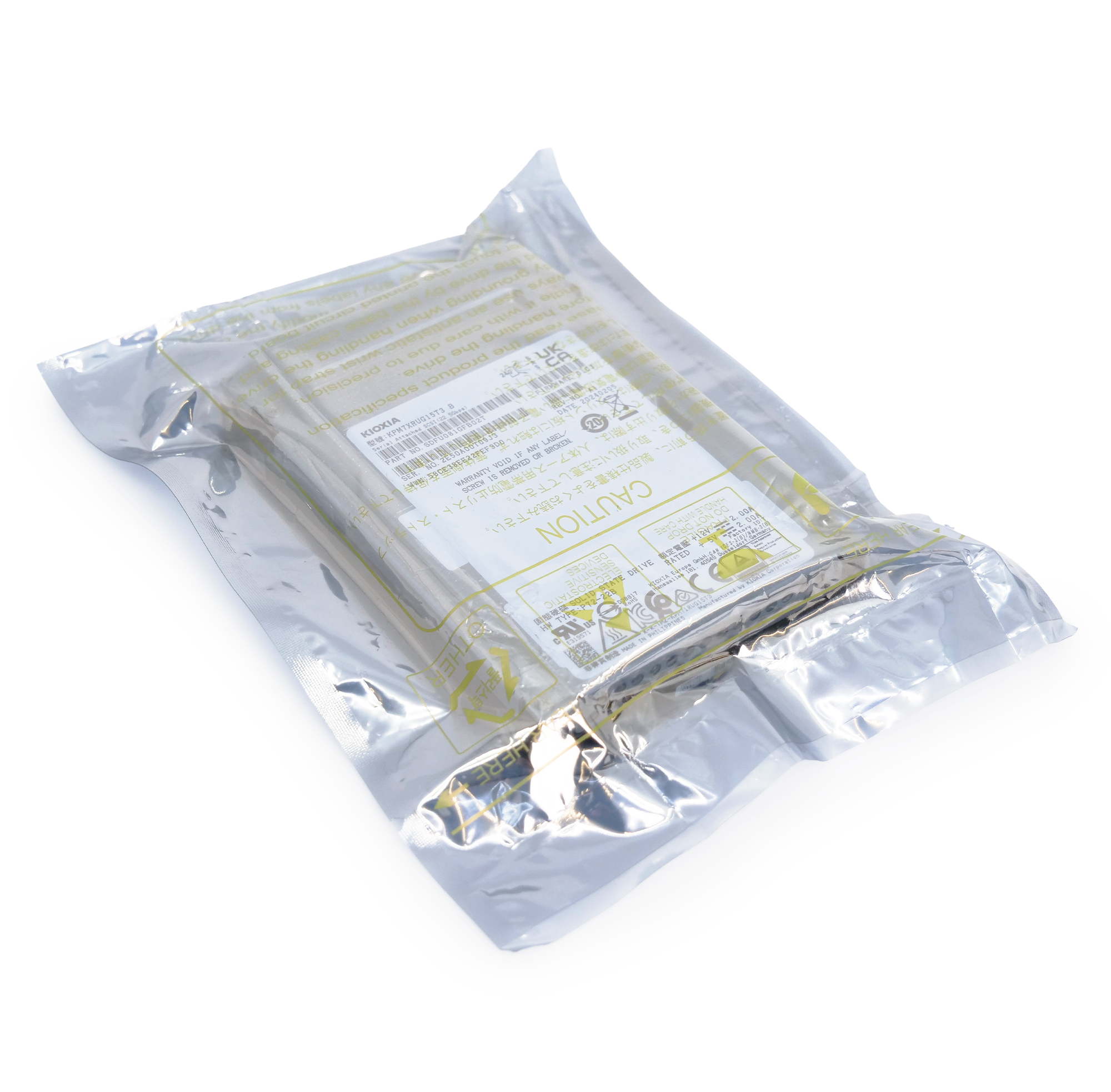 Kioxia PM7-R KPM7XRUG7T68 7.68TB 1 DWPD SAS-4 25Gb/s Read Intensive TLC 2.5in Enterprise Solid State Drive