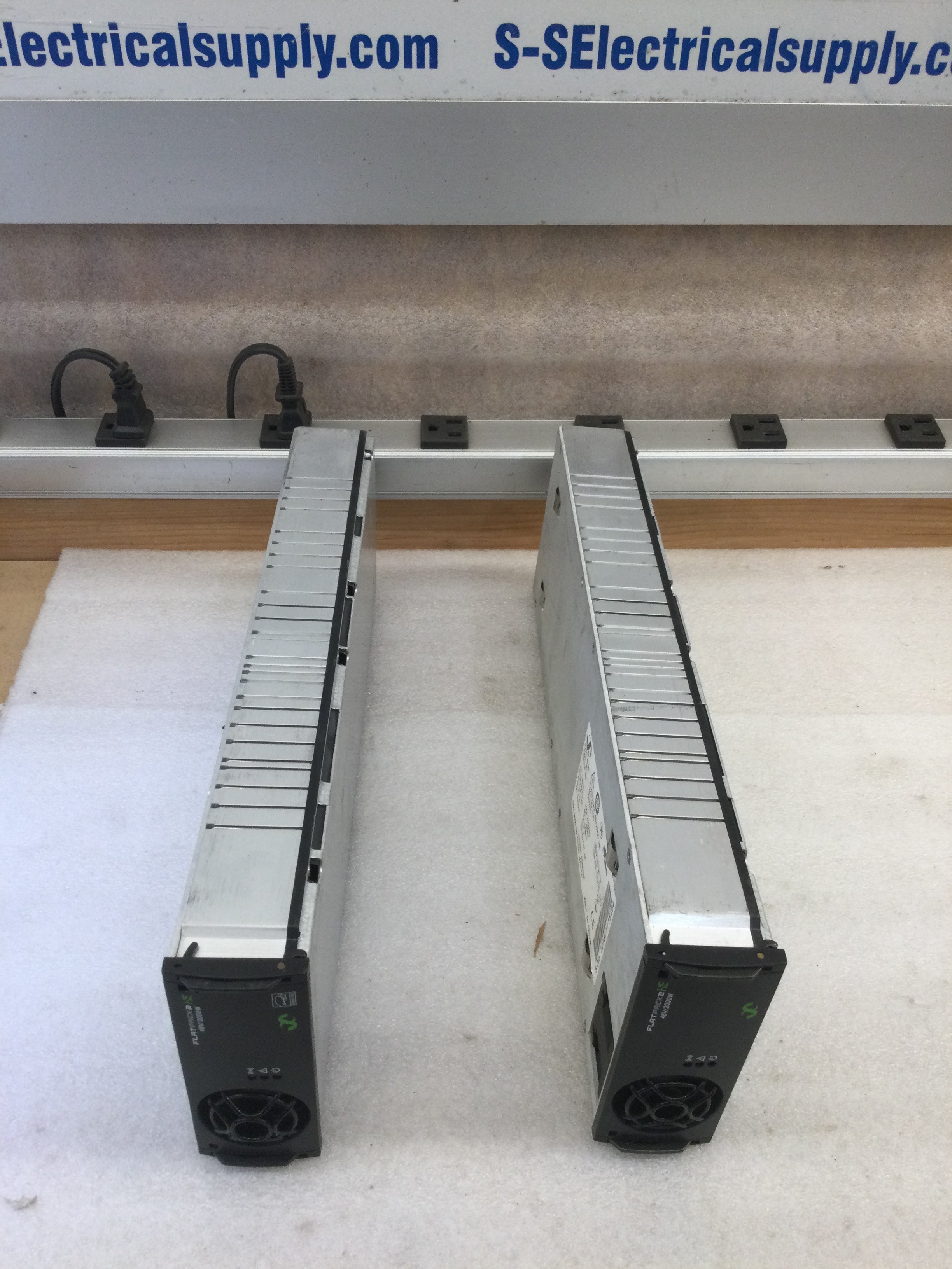 Eltek Valere FLATPACK2 48/2000 100-250VAC 45-66Hz 12.5A Max 53.5V/37.4A DC Output High Efficiency Rectifier - aloinfousa.com